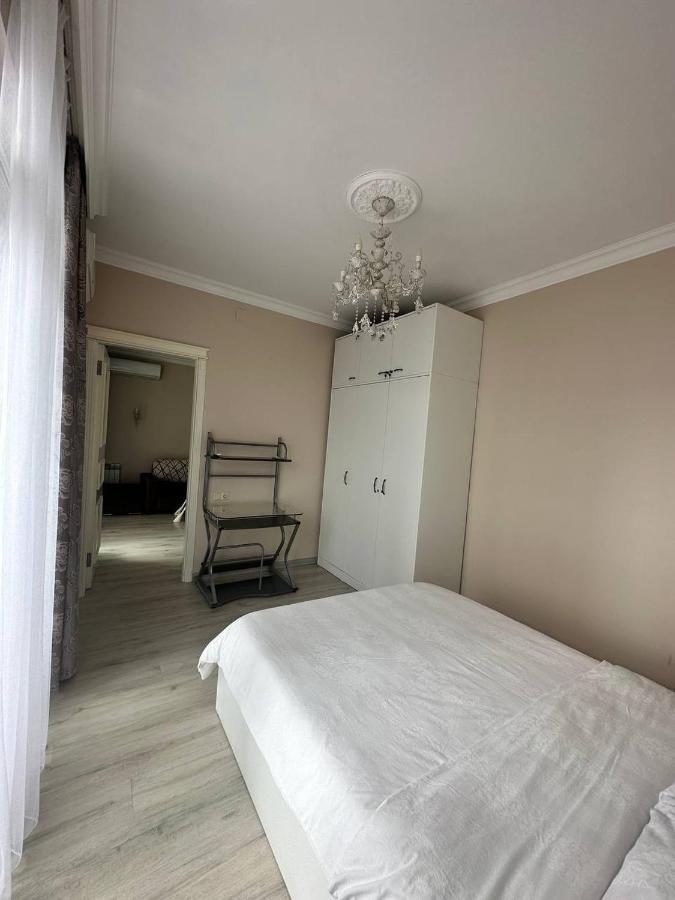Apartment 7 Batoemi Buitenkant foto